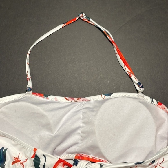 CUPSHE Halter One Piece High Waist Floral Stripe Bikini Swimwear in size Small - Picture 10 of 13